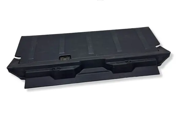 Mitsubishi Outlander Trunk/boot sill cover protection 7240A024