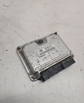 Volkswagen Golf IV Engine control unit/module 038906012M