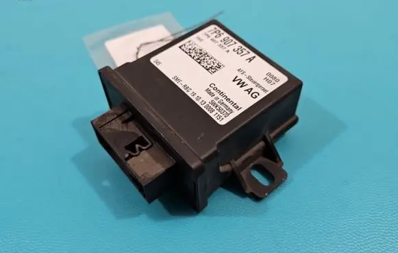Volkswagen Golf VII Central body control module 7P6907357A IMPRK1365139