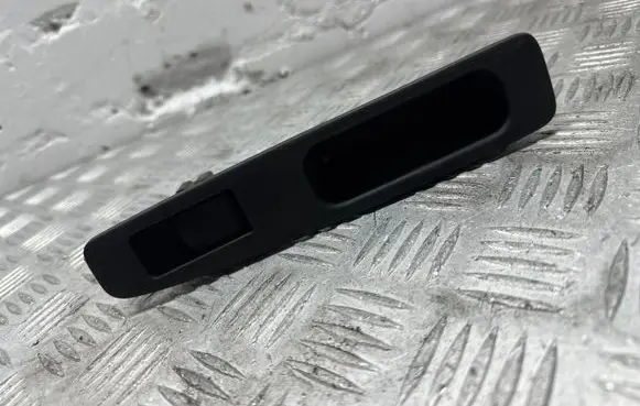 Nissan Qashqai Electric window control switch 25411JD000
