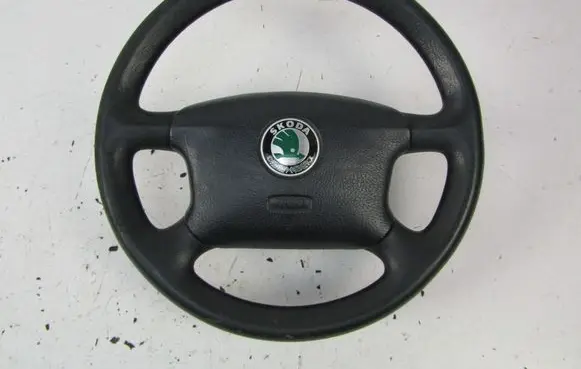 Skoda Octavia Mk2 (1Z) Steering wheel 
