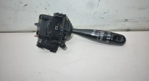 Toyota Yaris Wiper control stalk 173647