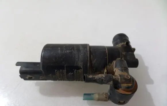 Citroen Berlingo Windscreen/windshield washer pump 9632984980