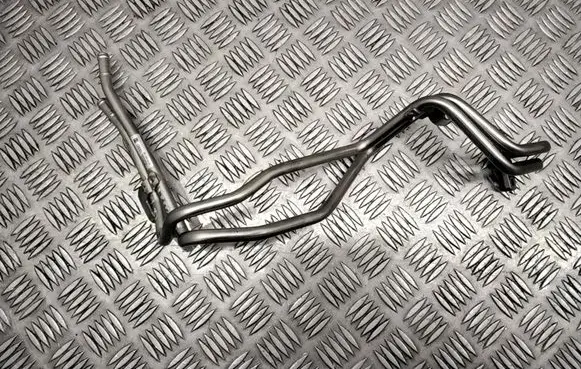 Coolant pipe/hose