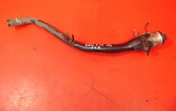 BMW 2 F46 Fuel tank filler neck pipe 
