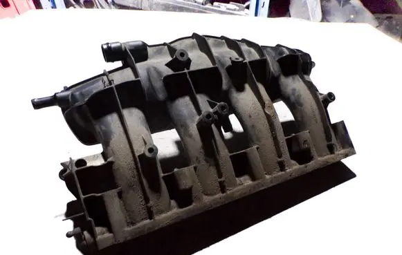 Audi A3 S3 A3 Sportback 8P Intake manifold 06F133192C
