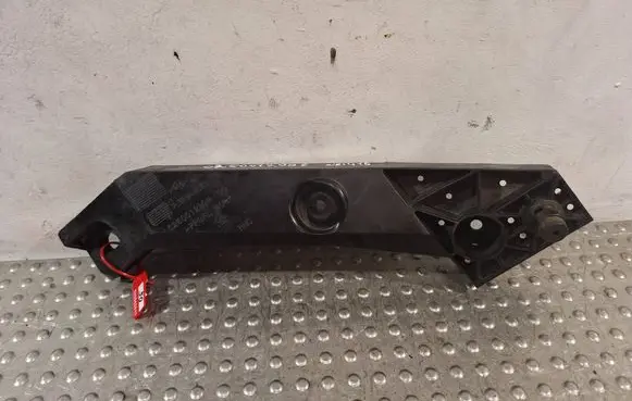 Renault Trafic III (X82) Radiator support slam panel bracket S25062415 625001299R