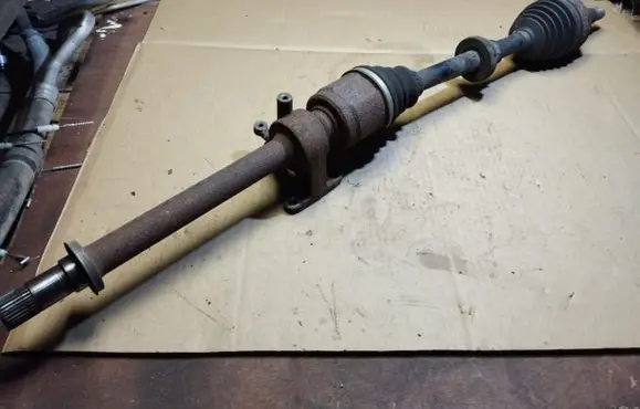 Honda FR-V Front driveshaft