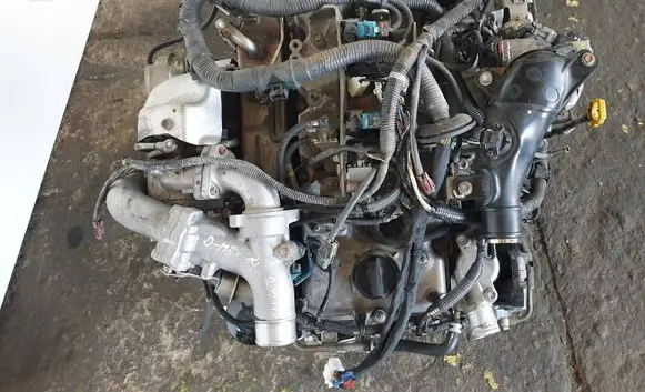 Isuzu D-Max Engine swap 4JK1E5S 4JK1