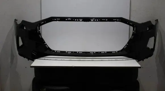 Audi e-tron Front bumper 4KE807437 22250
