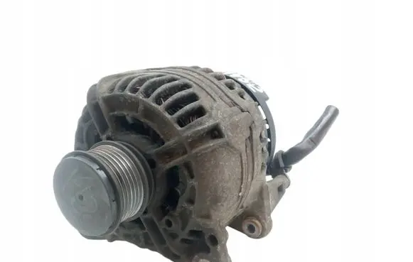 Volkswagen Bora Generator/alternator 028903028E