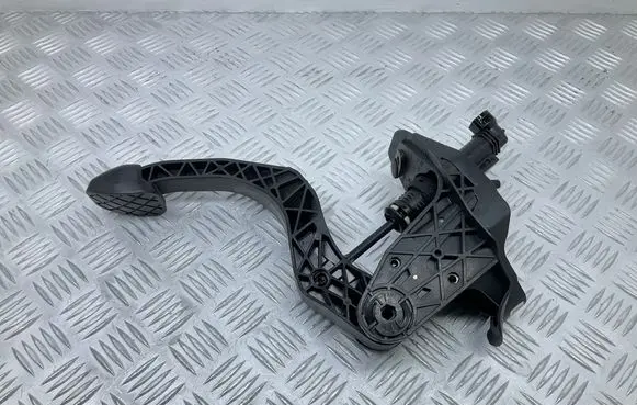Skoda Kamiq Clutch pedal 2Q1721059 3C0927810D 2Q0721388