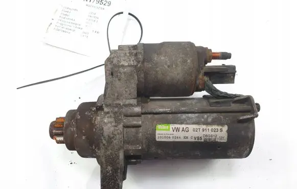 Skoda Fabia Mk1 (6Y) Starter motor 02T911023S