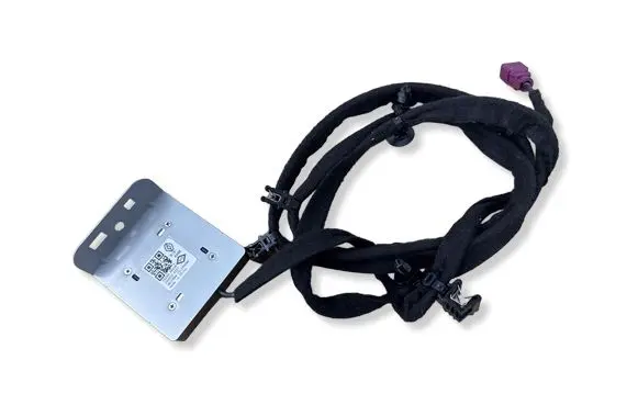 Renault Zoe Aerial antenna amplifier 282B80824R A486 2006020221
