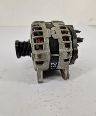 Nissan X-Trail T32 Generator/alternator 231001993R