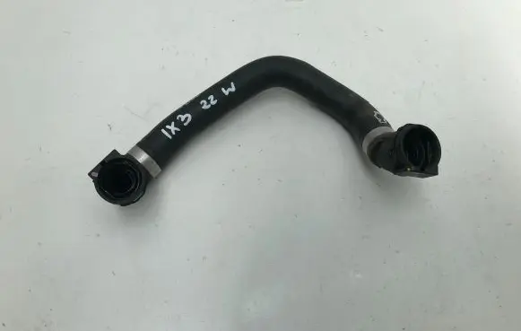 BMW iX3 G08 Engine coolant pipe/hose 8743377