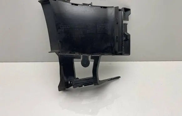 Audi A6 S6 C8 4K Intercooler air guide/duct channel 4K0121764B