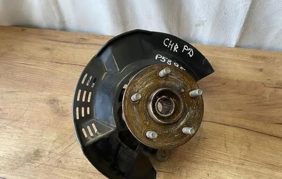 Toyota C-HR I Front wheel hub 