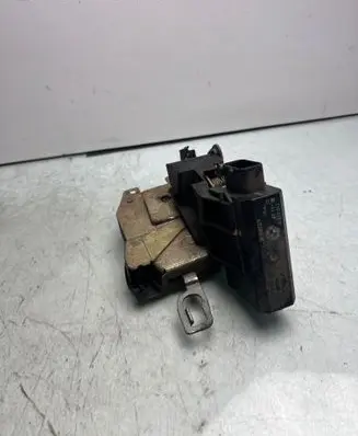 BMW Z3 E36 Front door lock 8353012 6711 333012