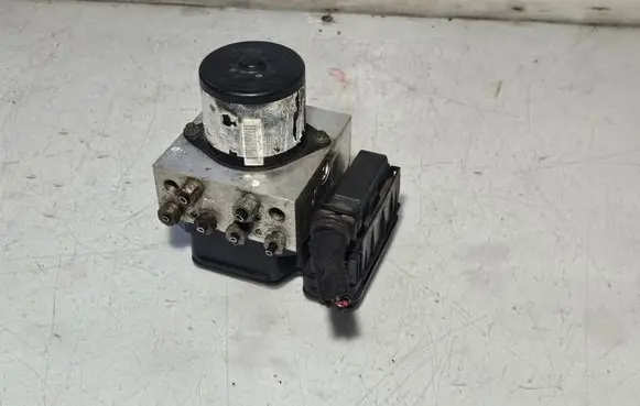 Opel Insignia A ABS Pump 13316697 69040055