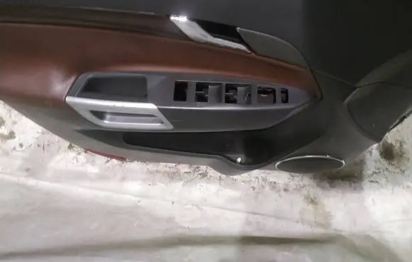 Opel Antara Front door card panel trim 