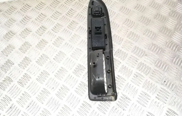 Volkswagen Golf Plus Electric window control switch 1K4959857 1K0959565F 5M2867372B