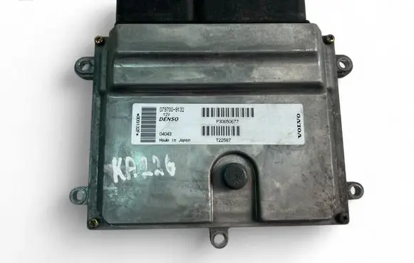 Volvo V50 Engine control unit/module ECU P30650677