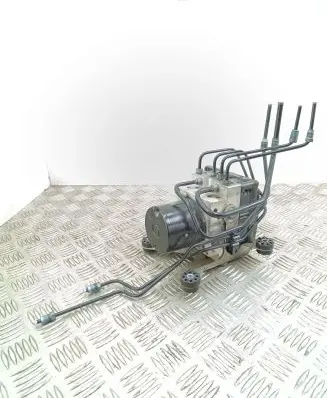 BMW 7 F01 F02 F03 F04 ABS Pump 6795073