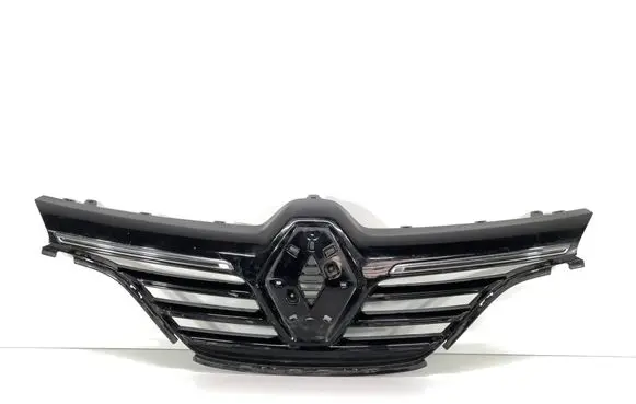 Renault Megane IV Front bumper upper radiator grill 622562805R