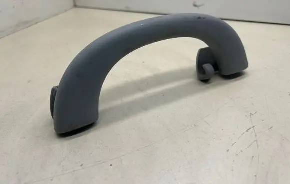 Mercedes-Benz E W211 Front interior roof grab handle A2118100051