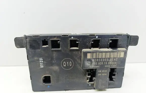 Mercedes-Benz C W203 Door control unit/module 2038201585