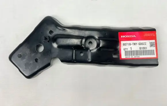 Honda CR-V Fender mounting bracket G00ZZ