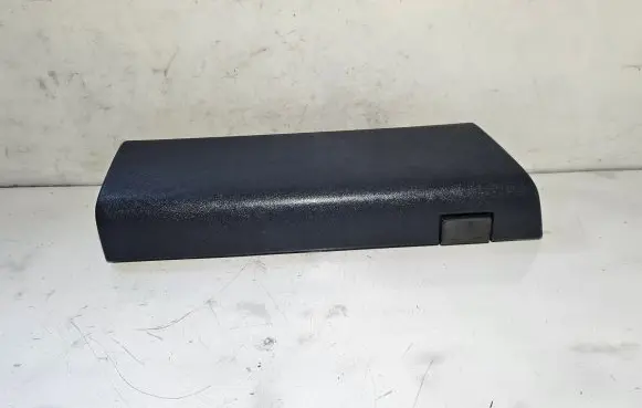 Mercedes-Benz Sprinter W901 W902 W903 W904 Glove box lid/cover 9016800098 9016800498