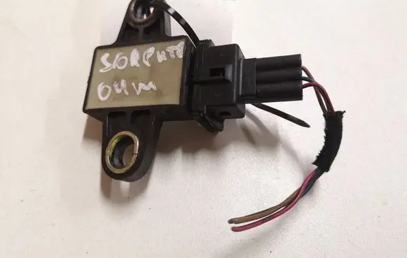 KIA Sorento ESP acceleration yaw rate sensor 956403E000