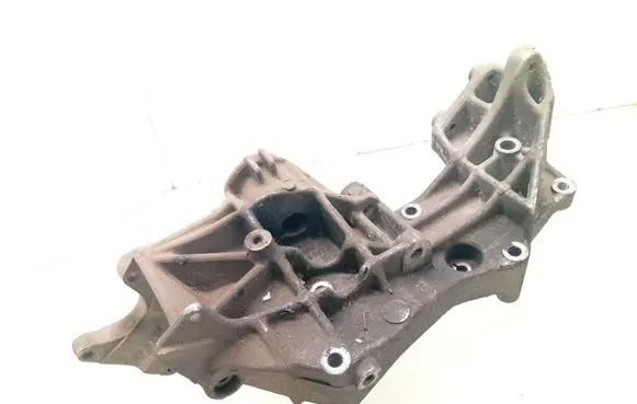 Audi A4 S4 B5 8D Generator/alternator bracket 058145523B
