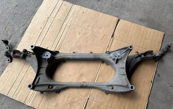 Lexus GS 300 350 430 450H Front subframe 66228407 426Y018