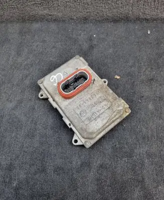 Audi A6 S6 C6 4F Headlight ballast module Xenon 4F0941329B 4F0941329D