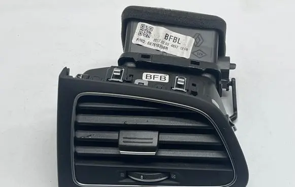 Dashboard side air vent grill/cover trim
