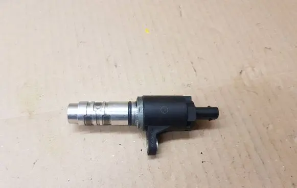 Volkswagen Golf VII Camshaft vanos timing valve 04E906455AC 280318043448 13152530B