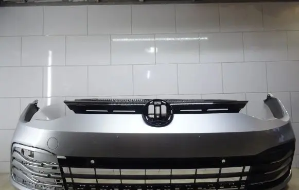 Volkswagen Golf VIII Front bumper 5H0807221J