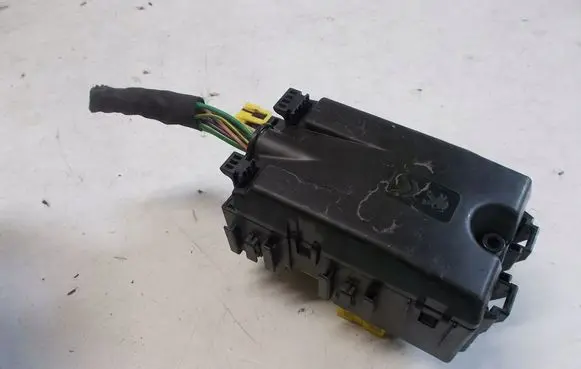 Peugeot 308 Positive wiring loom 9806192580