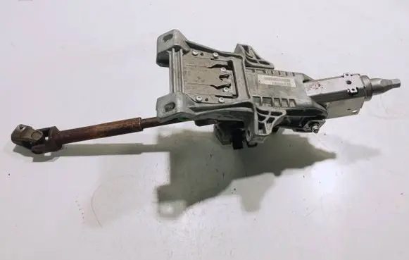 Volvo V50 Steering wheel axle P30793585 04329111 ZG520149B