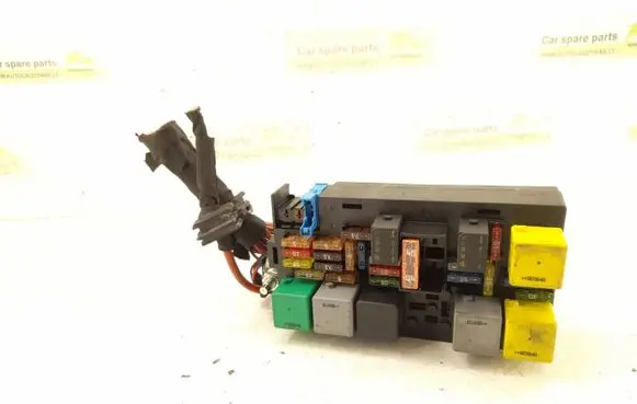 Mercedes-Benz GL X164 Fuse box set 1645403272 A1645403272