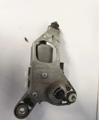 Ford Focus Front wiper linkage and motor 97025340