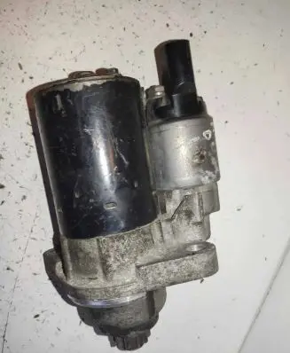 Seat Altea Starter motor 1005831365