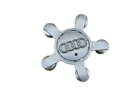Audi A3 S3 8V Original wheel cap 8R0601165