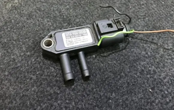 Volkswagen PASSAT B6 Air pressure sensor 076906051b 06373991