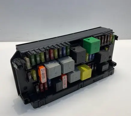 Mercedes-Benz E W212 Fuse module A2129008507 A2129024403 A2129016300