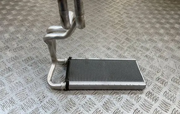 Subaru Outback Heater blower radiator