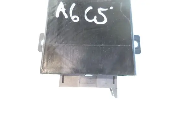 Audi A6 S6 C5 4B Wing mirror control module 5DS00561701